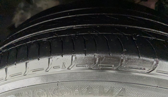 2019 Honda Civic ZX MT DIESEL, Diesel, Manual, 42,647 km, Left Front Tyre Tread