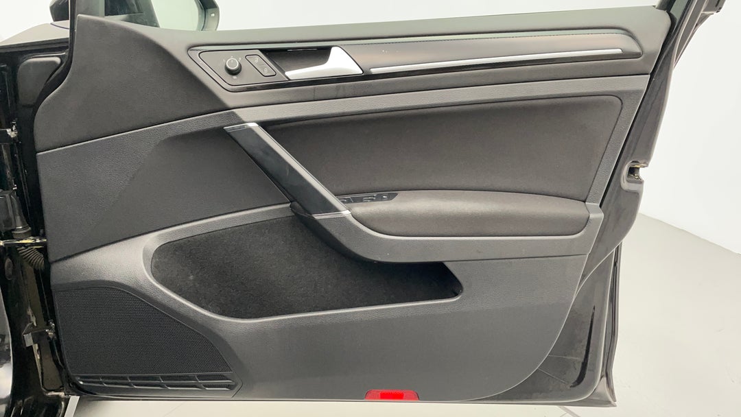 2014 Volkswagen Golf 103 Tsi Highline, Automatic, 124202 km, Speaker View