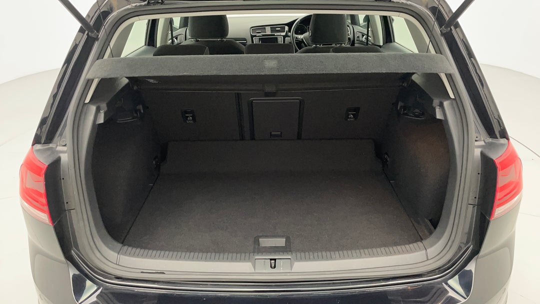 2014 Volkswagen Golf 103 Tsi Highline, Automatic, 124202 km, Boot Inside View