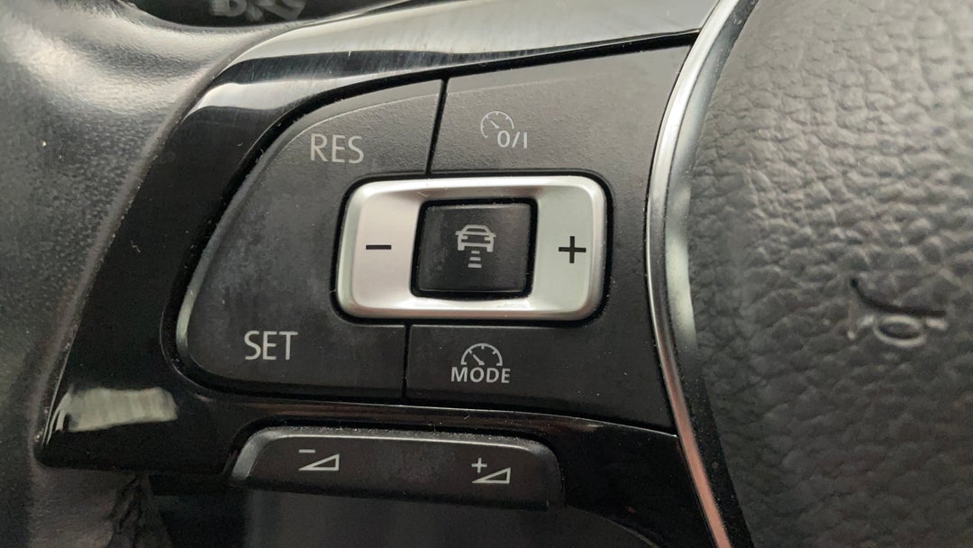 2014 Volkswagen Golf 103 Tsi Highline, Automatic, 124202 km, Cruise Control