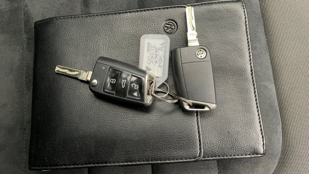 2014 Volkswagen Golf 103 Tsi Highline, Automatic, 124202 km, Key Close-up