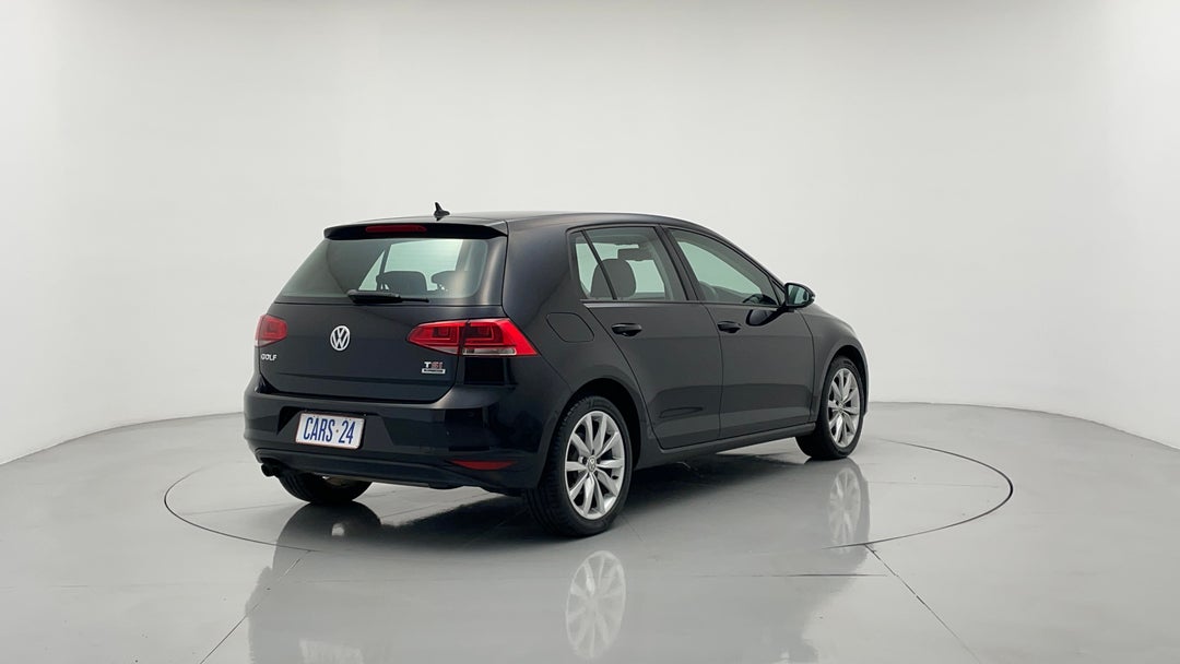 2014 Volkswagen Golf 103 Tsi Highline, Automatic, 124202 km, Right Back Diagonal (45- Degree) View