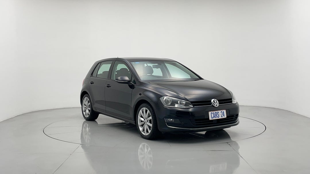 2014 Volkswagen Golf 103 Tsi Highline, Automatic, 124202 km, Right Front Diagonal (45- Degree) View