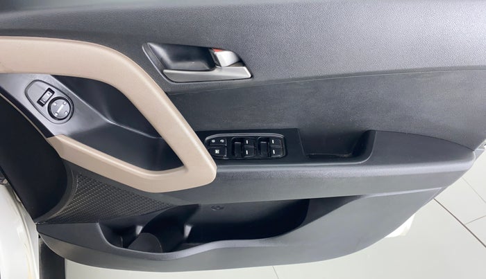 2016 Hyundai Creta 1.6 S, Petrol, Manual, 78,700 km, Driver Side Door Panels Control