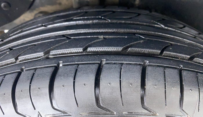 2016 Hyundai Creta 1.6 S, Petrol, Manual, 78,700 km, Right Rear Tyre Tread