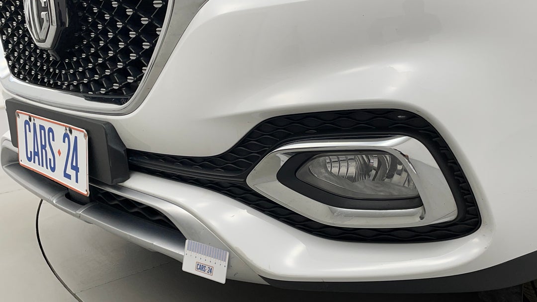 2020 MG HS Vibe, Automatic, 59736 km, Bumper Front Bird acid