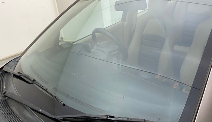 2015 Honda Amaze 1.2L I-VTEC S, Petrol, Manual, 86,245 km, Front windshield - Minor spot on windshield