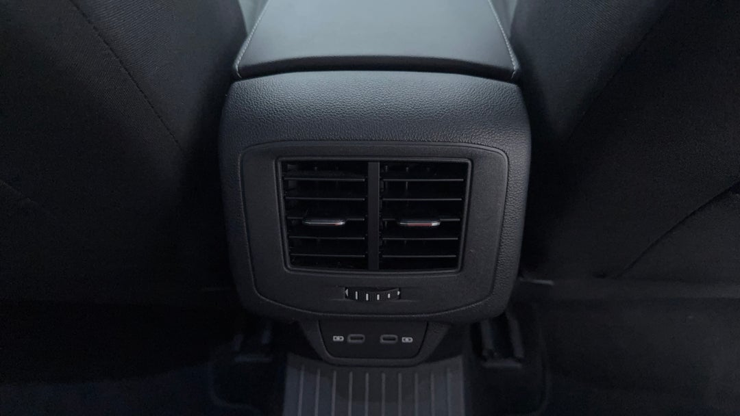 Rear A/C Vent