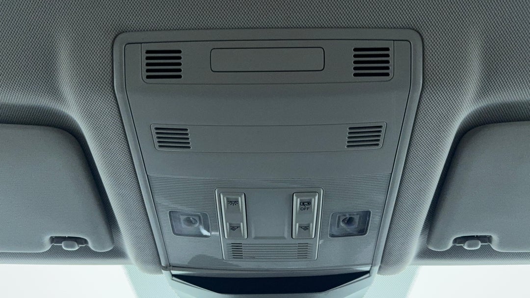 On-Roof Controls/Sunglass holder