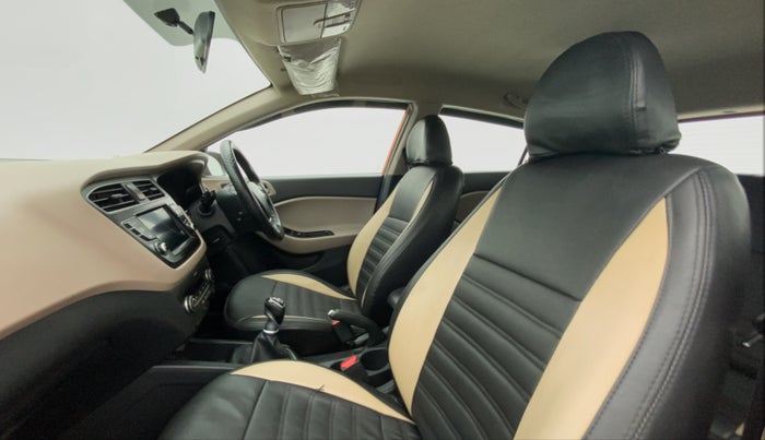 2018 Hyundai Elite i20 ASTA 1.4 CRDI (O), Diesel, Manual, 75,231 km, Right Side Front Door Cabin
