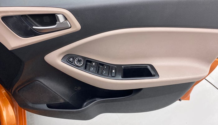 2018 Hyundai Elite i20 ASTA 1.4 CRDI (O), Diesel, Manual, 75,231 km, Driver Side Door Panels Control
