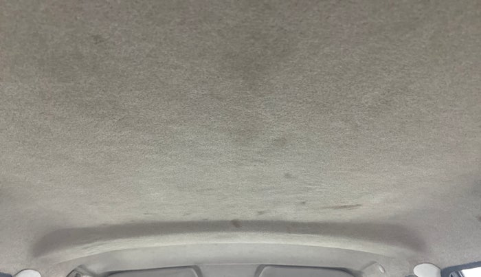 2013 Maruti Alto K10 VXI, Petrol, Manual, 31,286 km, Ceiling - Roof lining is slightly discolored