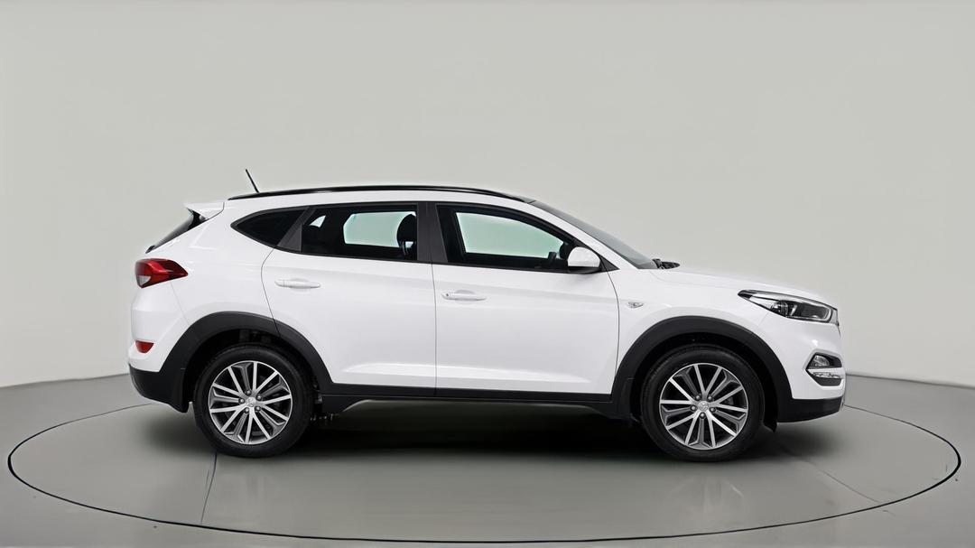 2017 Hyundai Tucson Active X (FWD), Automatic, 92127 km, Right Side View