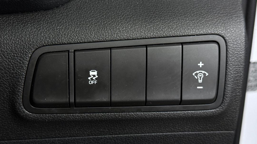 2017 Hyundai Tucson Active X (FWD), Automatic, 92127 km, Utility Switches/Buttons