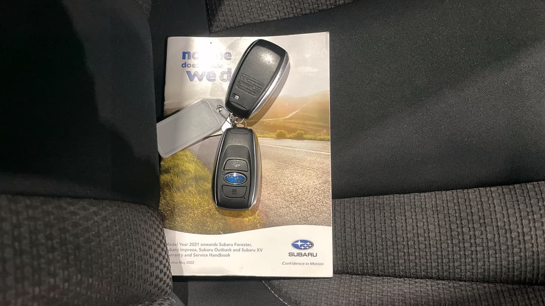 2022 Subaru Outback AWD, Automatic, 98288 km, Key Close-up