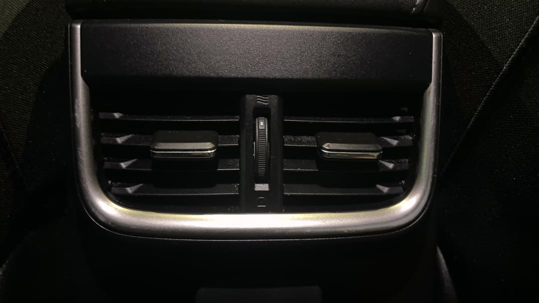2022 Subaru Outback AWD, Automatic, 98288 km, Rear A/C Vent
