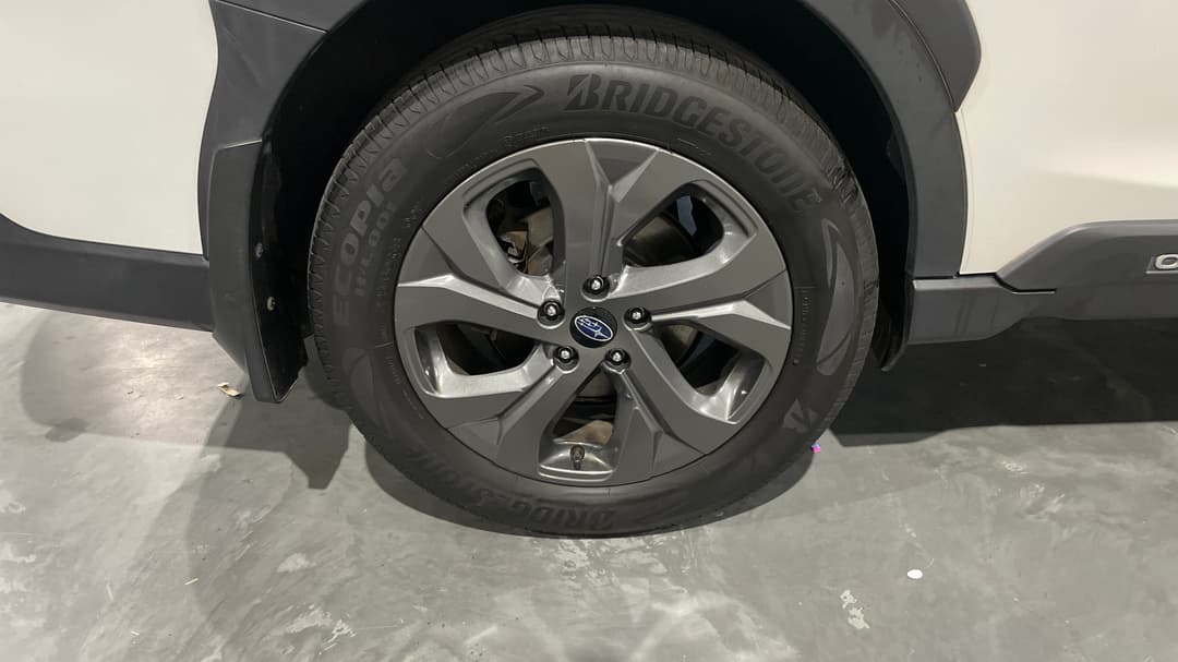 2022 Subaru Outback AWD, Automatic, 98288 km, Right Rear Wheel