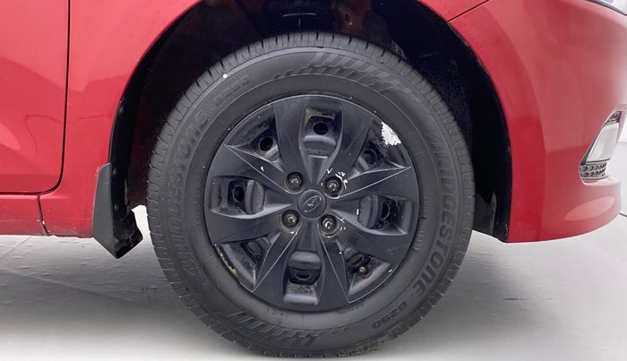 2017 Hyundai Elite i20 SPORTZ 1.2, Petrol, Manual, 91,600 km, Right Front Wheel