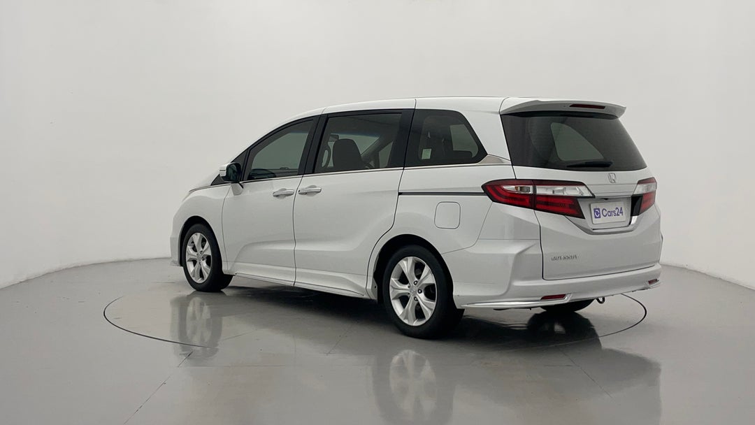 Left Back Diagonal (45- Degree) View