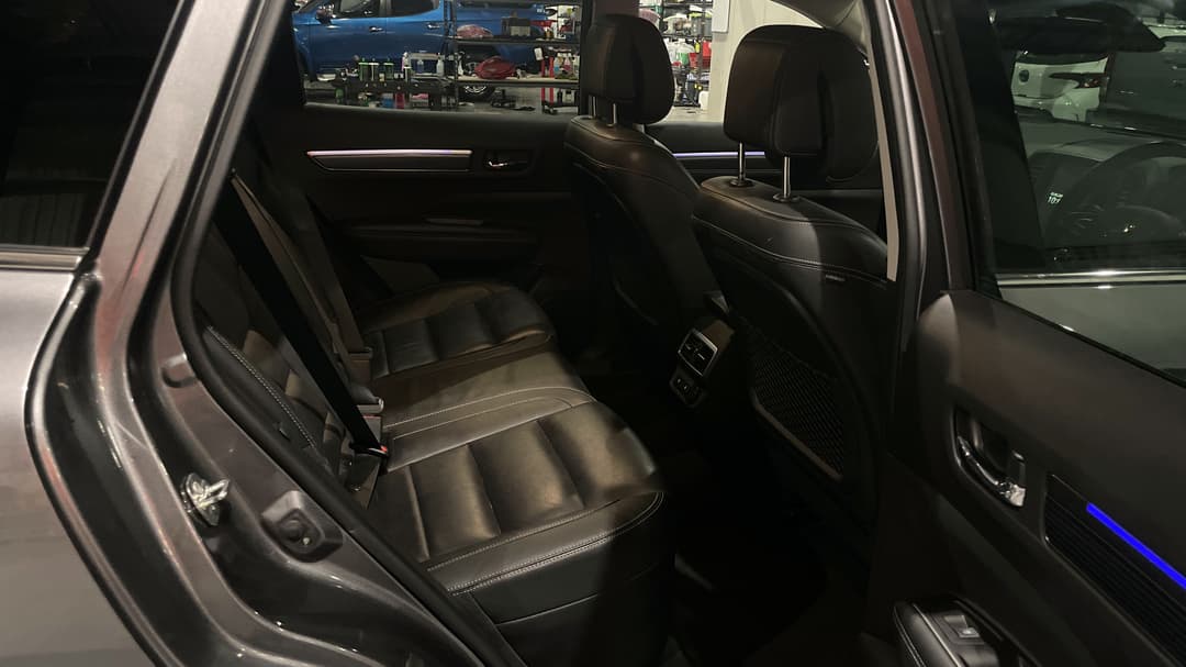 2023 Renault Koleos Zen (4x2), Automatic, 63023 km, Right Side Rear Door Cabin View