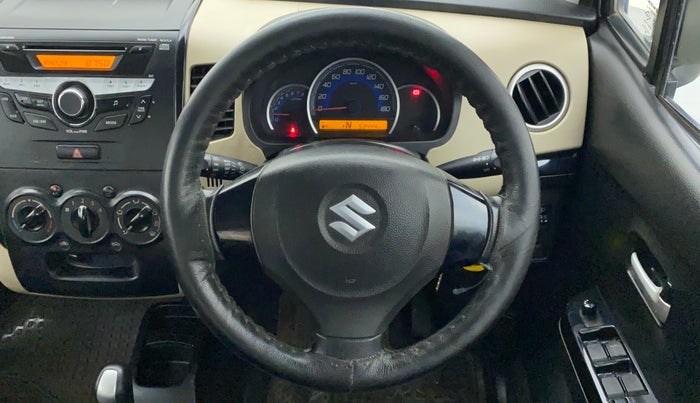 2017 Maruti Wagon R 1.0 VXI AMT, CNG, Automatic, 53,444 km, Steering Wheel Close Up