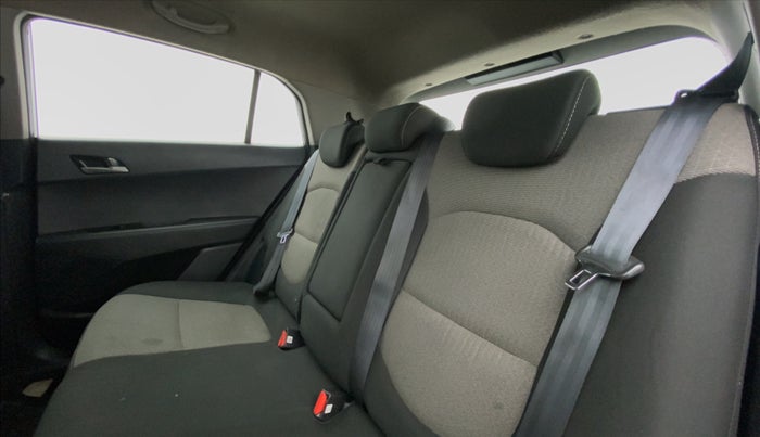 2016 Hyundai Creta 1.6 SX PLUS AUTO PETROL, Petrol, Automatic, 69,669 km, Right Side Rear Door Cabin