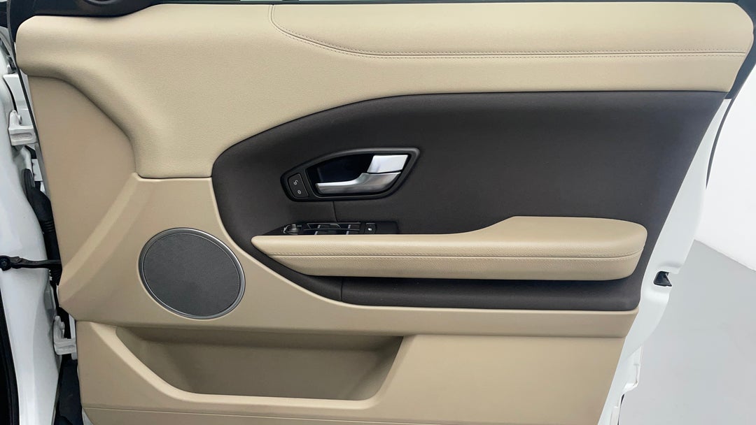 2016 Range Rover Evoque Td4 180 Se, Automatic, 127344 km, Speaker View