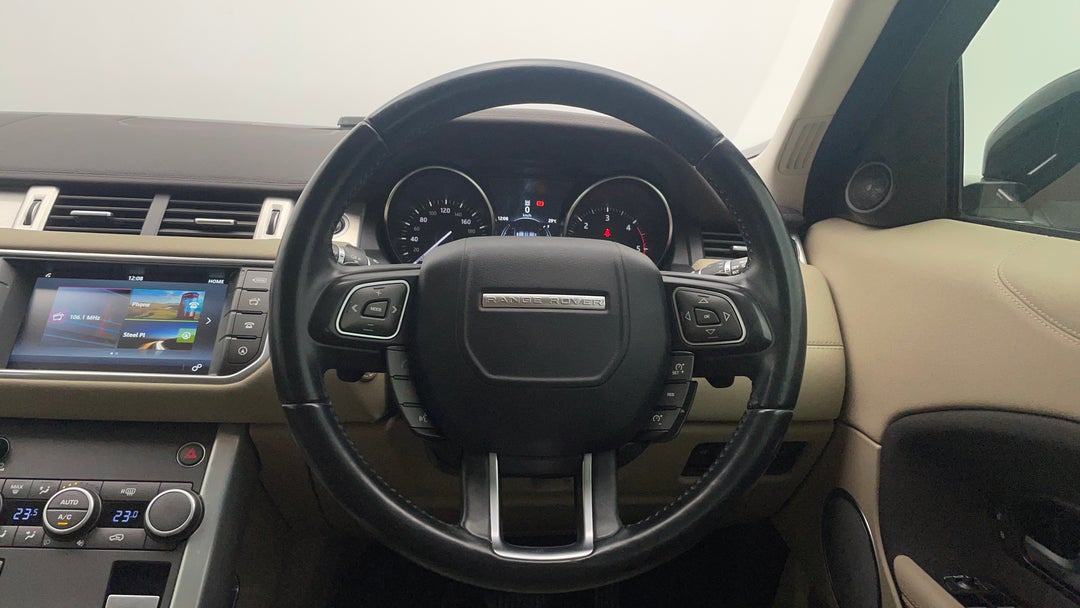 2016 Range Rover Evoque Td4 180 Se, Automatic, 127344 km, Steering Wheel Close-up