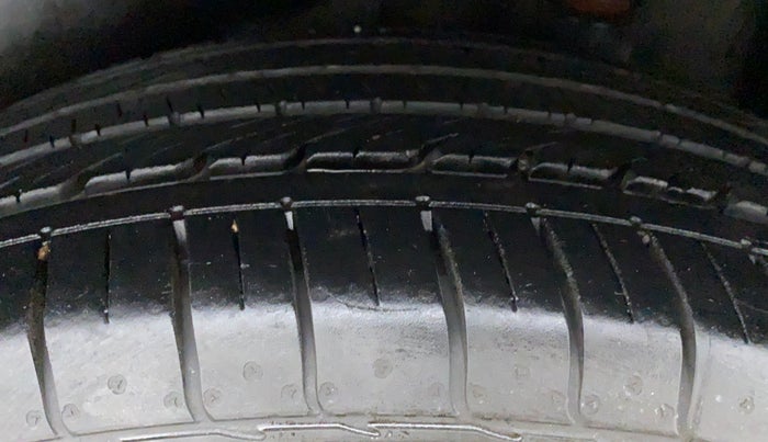 2020 KIA SELTOS 1.4 GTX+ TURBO GDI PETROL AT, Petrol, Automatic, 11,246 km, Left Front Tyre Tread
