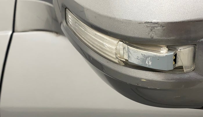 2014 Maruti Swift Dzire VXI, Petrol, Manual, 71,844 km, Left rear-view mirror - Indicator light has minor damage