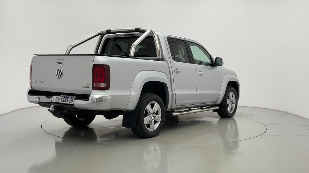 Right Back Diagonal (45- Degree) View