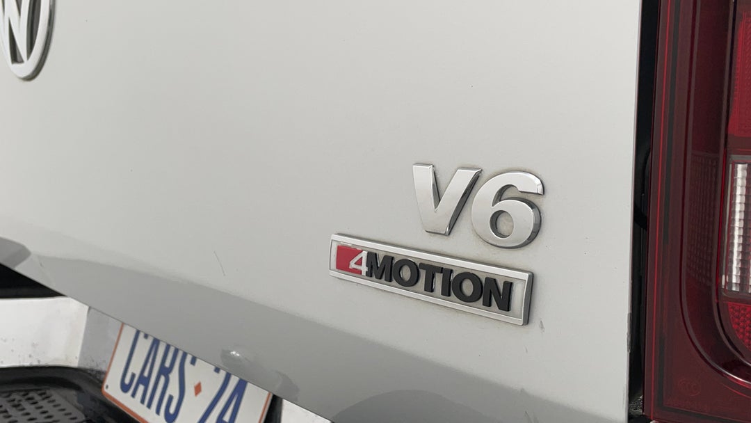 Badge (Boot Right Side)