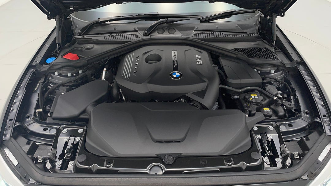 2018 BMW 1 25i M Sport, Automatic, 59800 km, Open Bonnet (Engine)