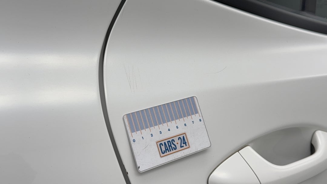 Doors Rear RHS Scratch