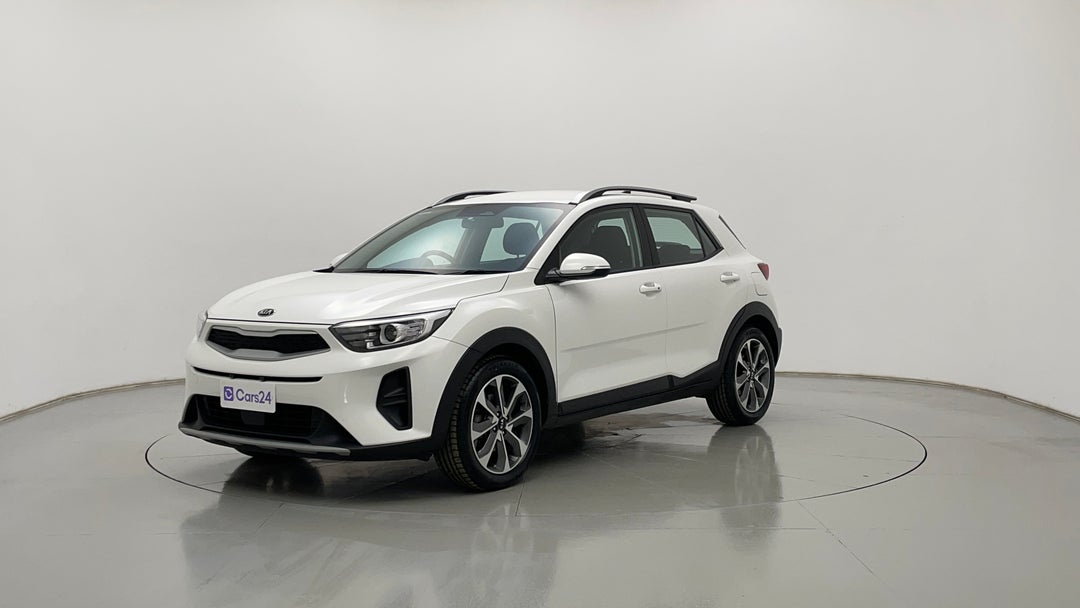 Left Front Diagonal (45- Degree) View