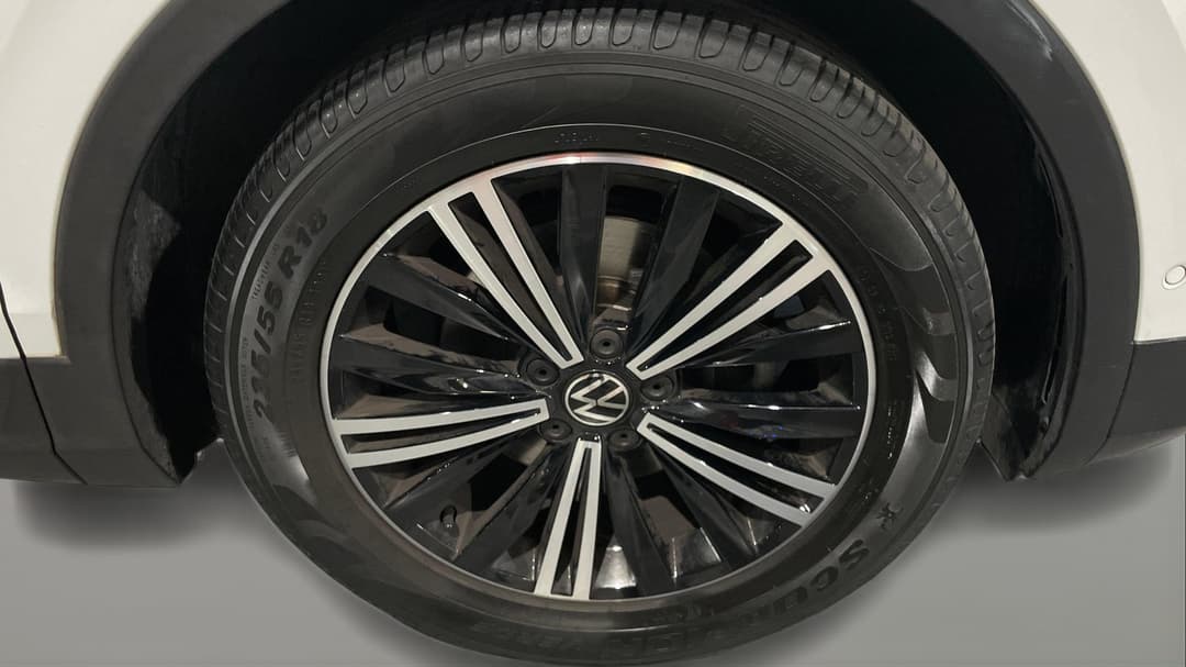 2022 Volkswagen Tiguan 110tsi Life, Automatic, 69499 km, Right Front Wheel
