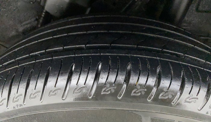 2019 Hyundai VENUE 1.0L Turbo GDI SX(O) MT, Petrol, Manual, 13,991 km, Left Rear Tyre Tread