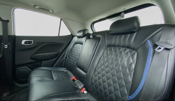 2019 Hyundai VENUE 1.0L Turbo GDI SX(O) MT, Petrol, Manual, 13,991 km, Right Side Rear Door Cabin