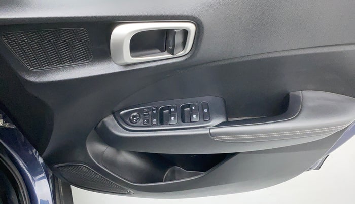 2019 Hyundai VENUE 1.0L Turbo GDI SX(O) MT, Petrol, Manual, 13,991 km, Driver Side Door Panels Control