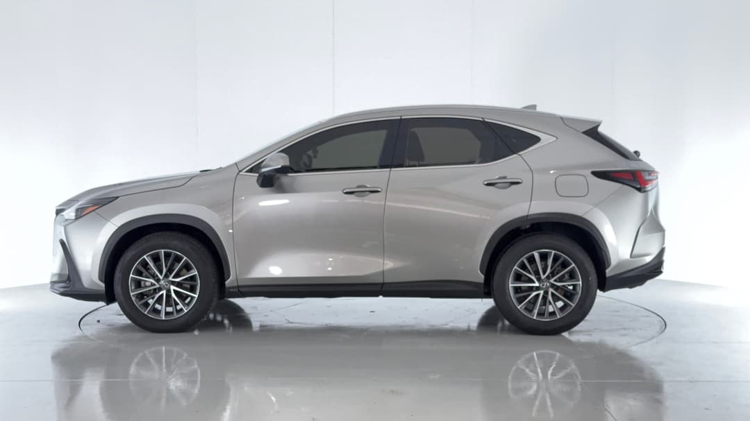 2023 Lexus Nx250 2WD, Automatic, 21317 km, Left Side View