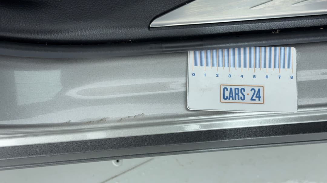 2023 Lexus Nx250 2WD, Automatic, 21317 km, Door Sills Front RHS Scratch