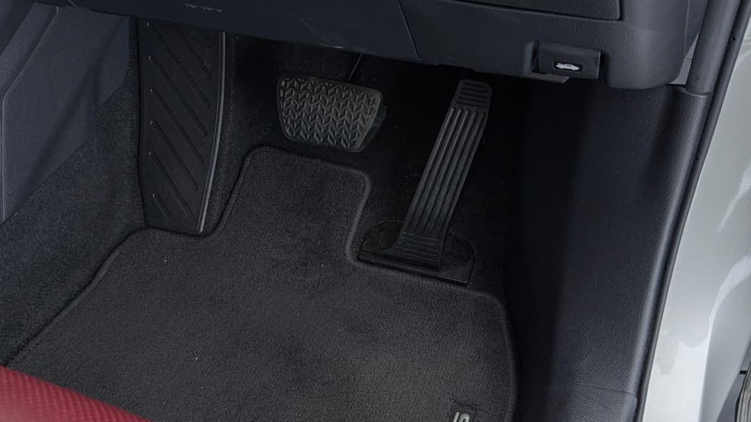2023 Lexus Nx250 2WD, Automatic, 21317 km, Pedals and Footmat