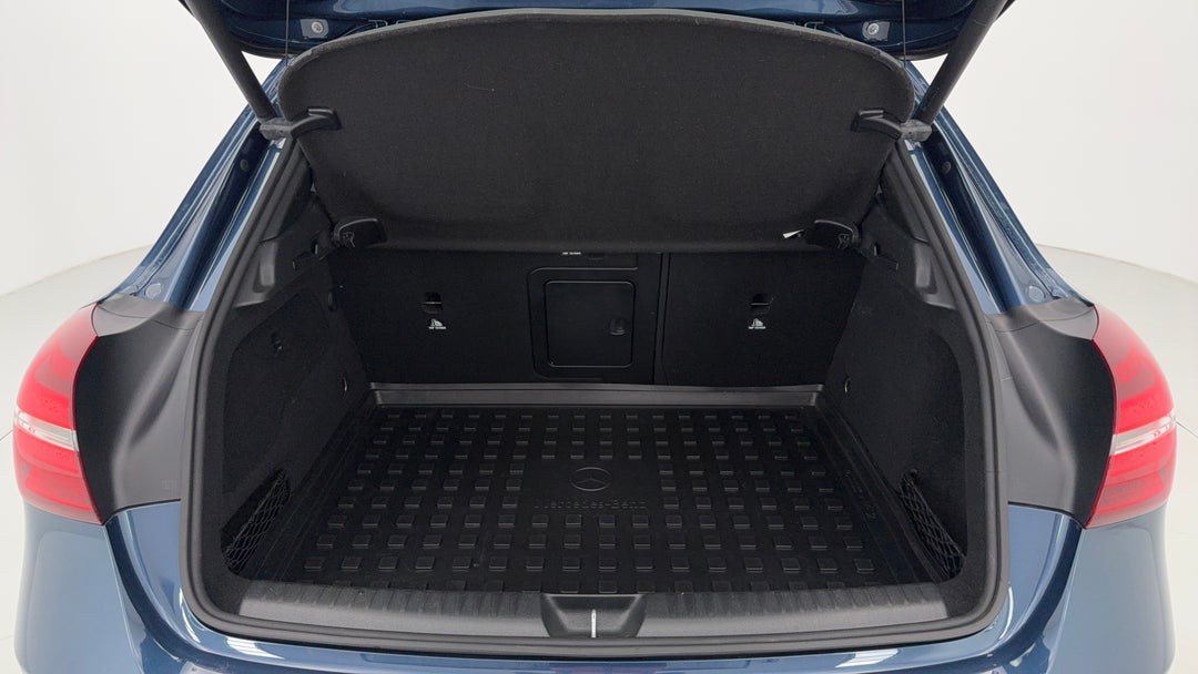 2019 Mercedes-benz GLA 250 4matic, Automatic, 45985 km, Boot Inside View