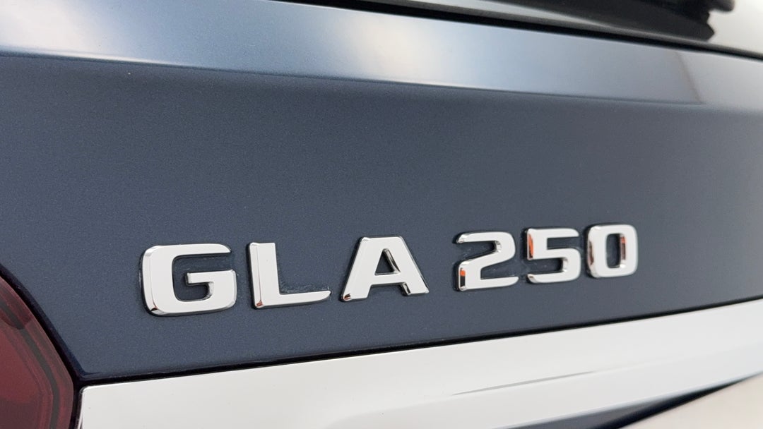 2019 Mercedes-benz GLA 250 4matic, Automatic, 45985 km, Badge (Boot Left Side)