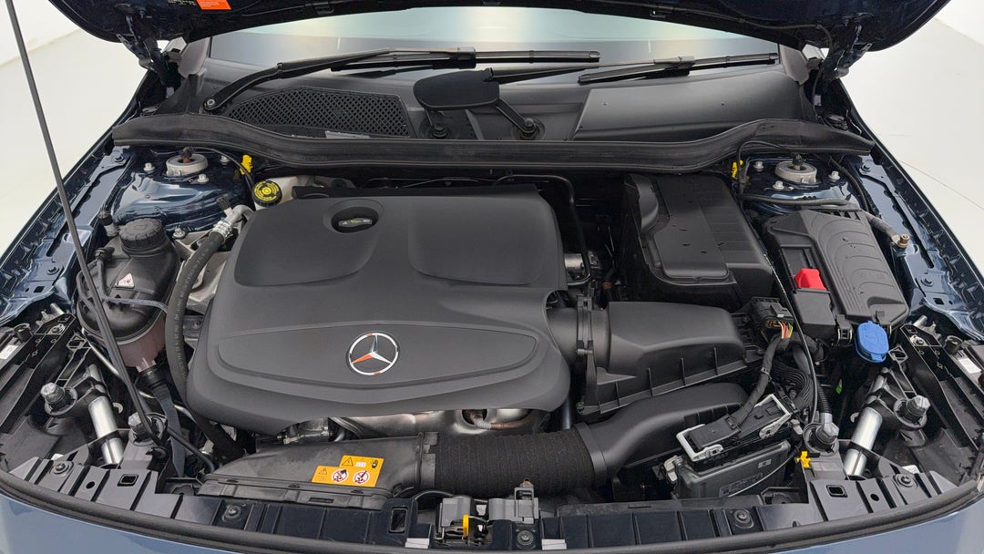 2019 Mercedes-benz GLA 250 4matic, Automatic, 45985 km, Open Bonnet (Engine)