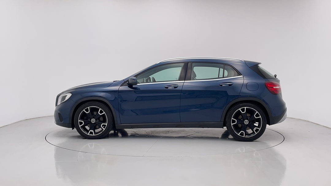 2019 Mercedes-benz GLA 250 4matic, Automatic, 45985 km, Left Side View