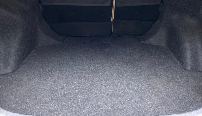 2018 Toyota Corolla Altis VL AT, Petrol, Automatic, 34,339 km, Boot Inside