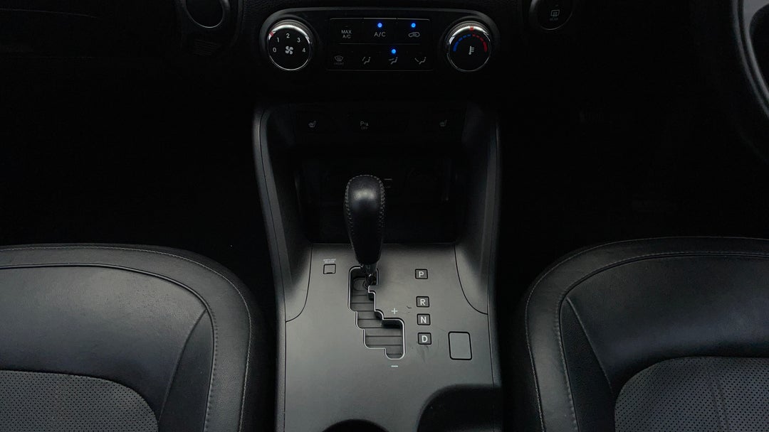 2015 Hyundai Ix35 Se (fwd), Automatic, 121436 km, Gear Lever 