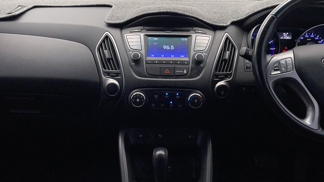 2015 Hyundai Ix35 Se (fwd), Automatic, 121436 km, Center Console