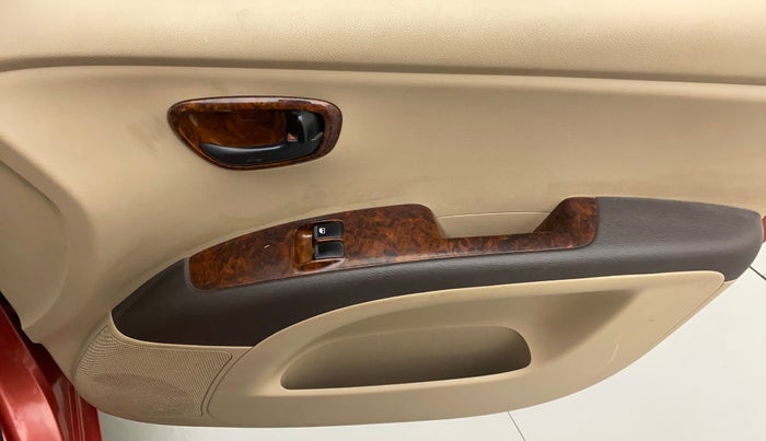 2010 Hyundai i10 ERA 1.1, Petrol, Manual, 44,698 km, Driver Side Door Panels Control